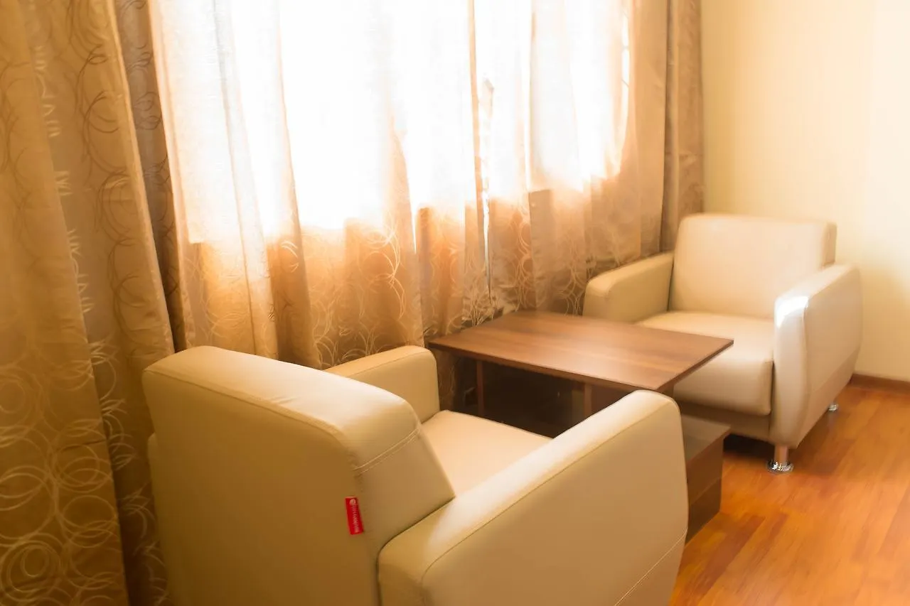 Silver Green Hotel Γιανγκόν