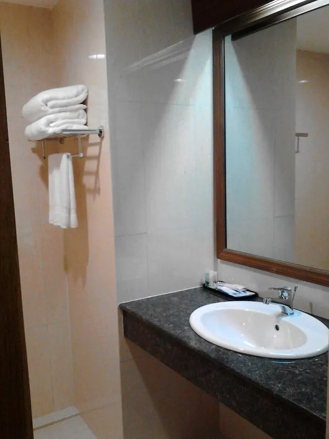 Silver Green Hotel Γιανγκόν Μιανμάρ