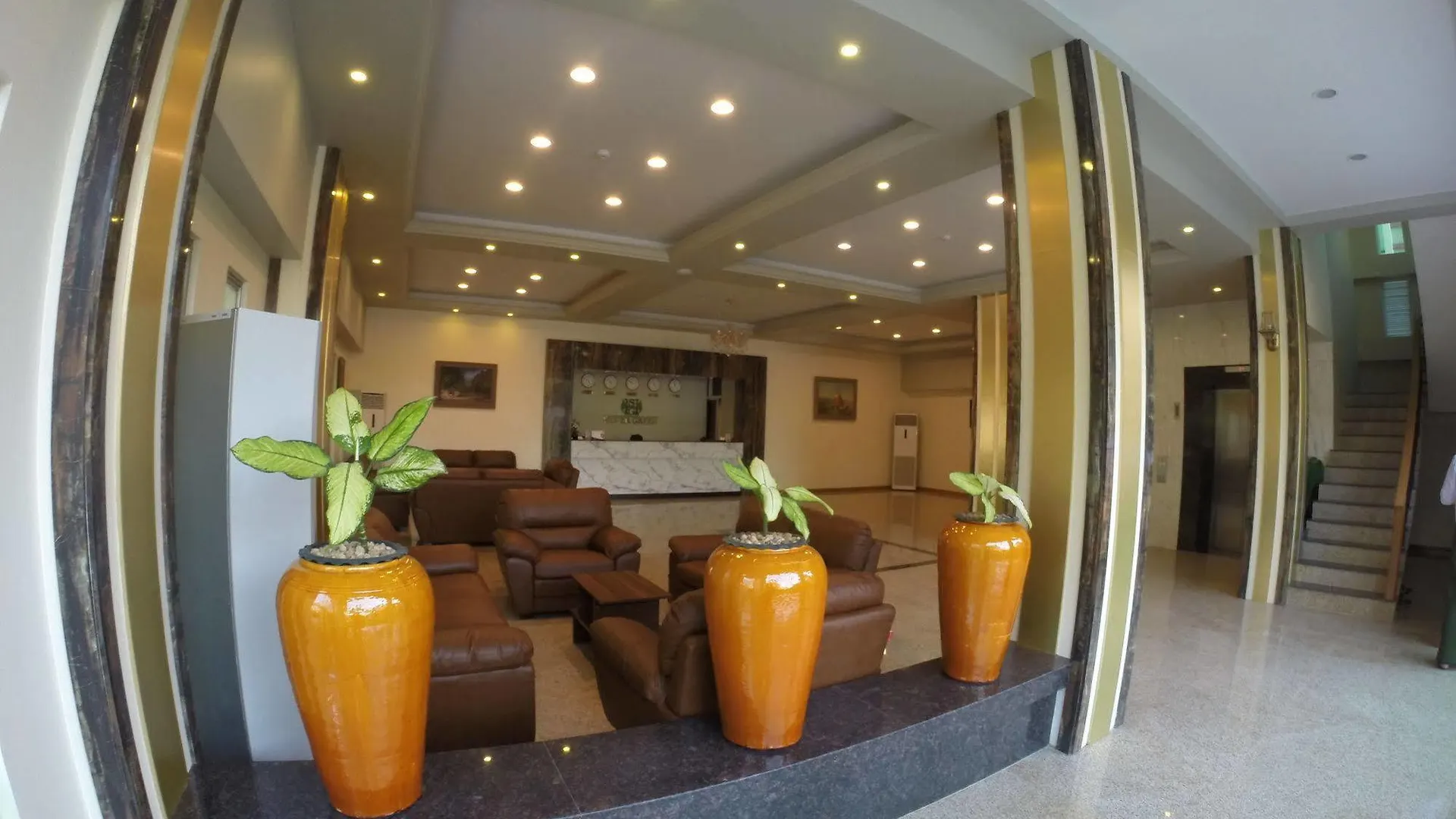 Silver Green Hotel Γιανγκόν