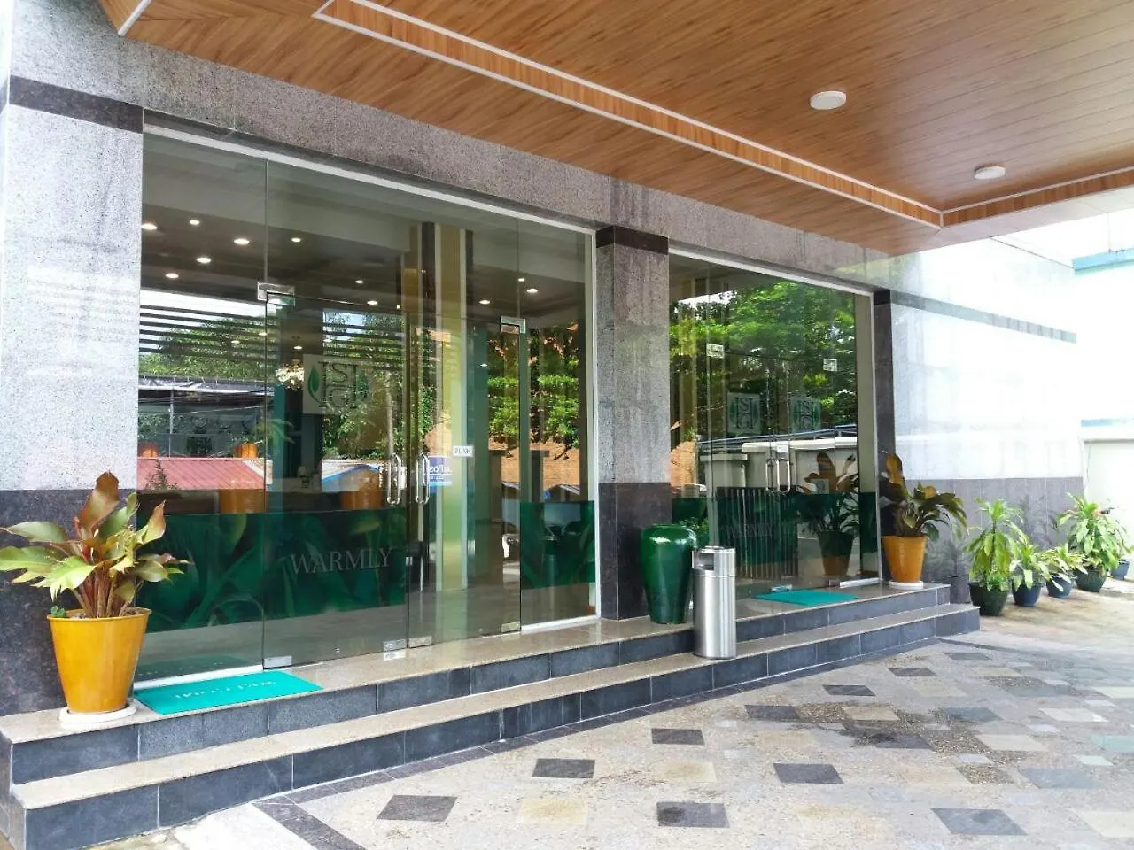 Silver Green Hotel Γιανγκόν